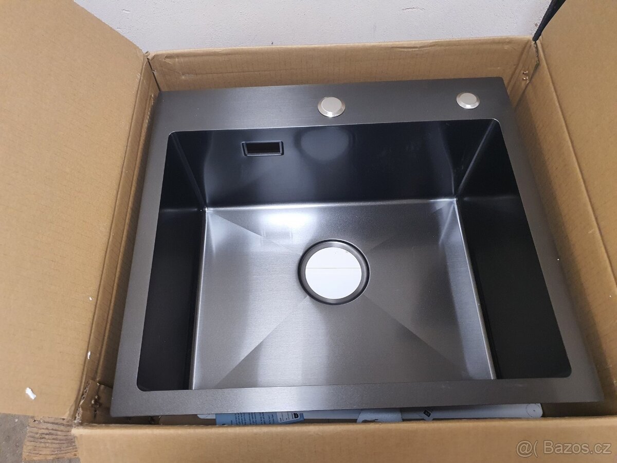 NOVÝ silný hluboký kuchyňský dřez + DÁVKOVAČ