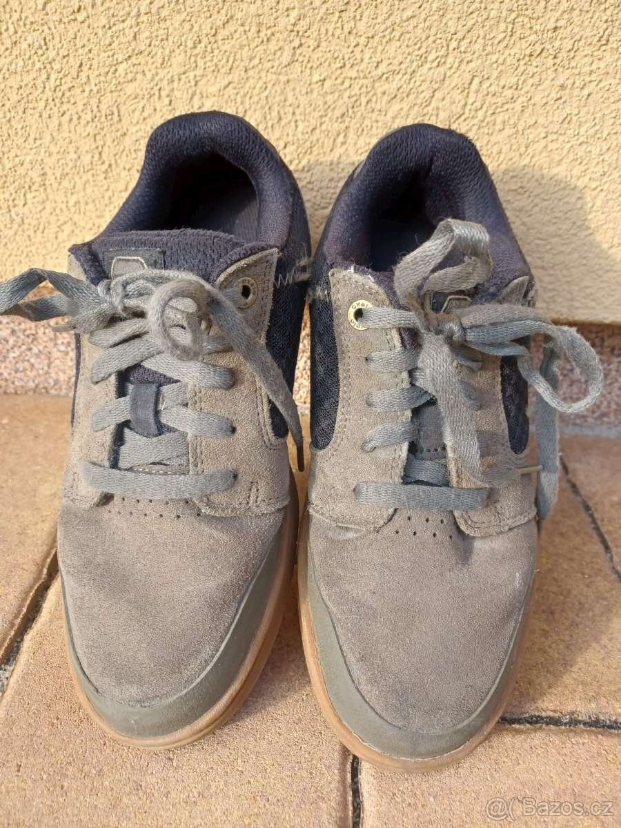 Boty na skateboarding OXELO, vel. 37