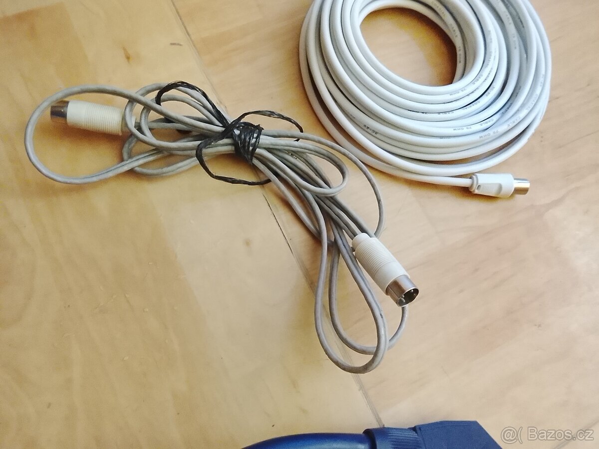 Příslušenství k televizi