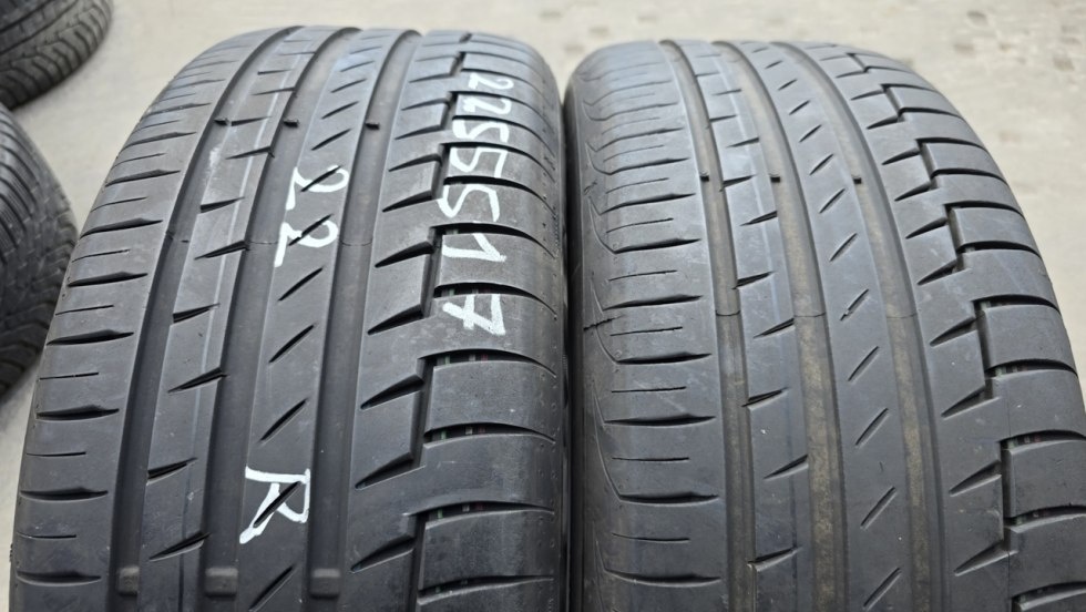 Letní pneu 225/55/17 Continental