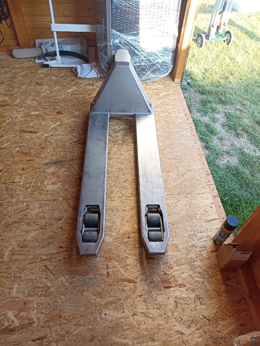 Ruční nerezový paletový vozík