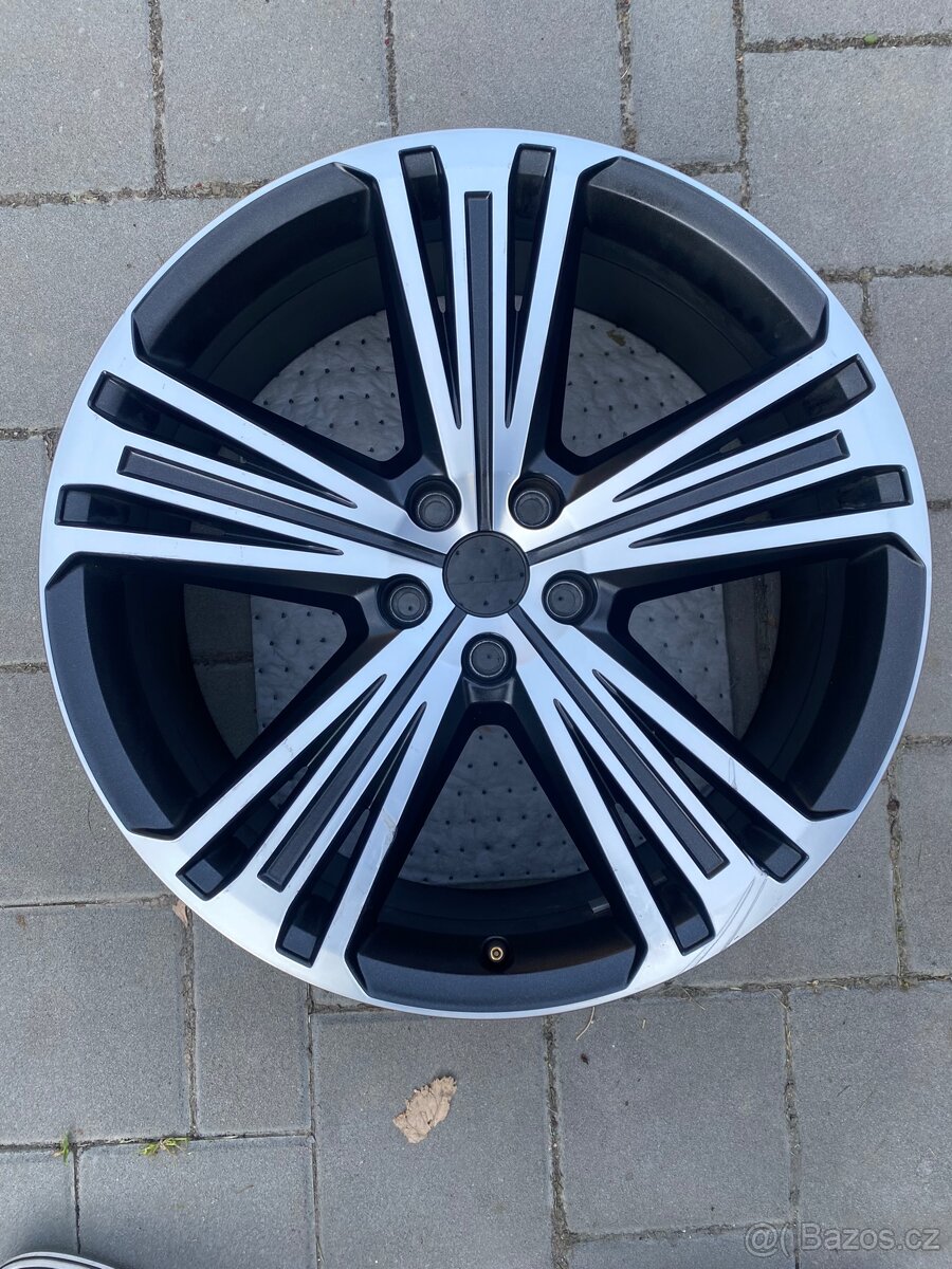 Originál alu kolo Seat Tarraco,Supreme 20”