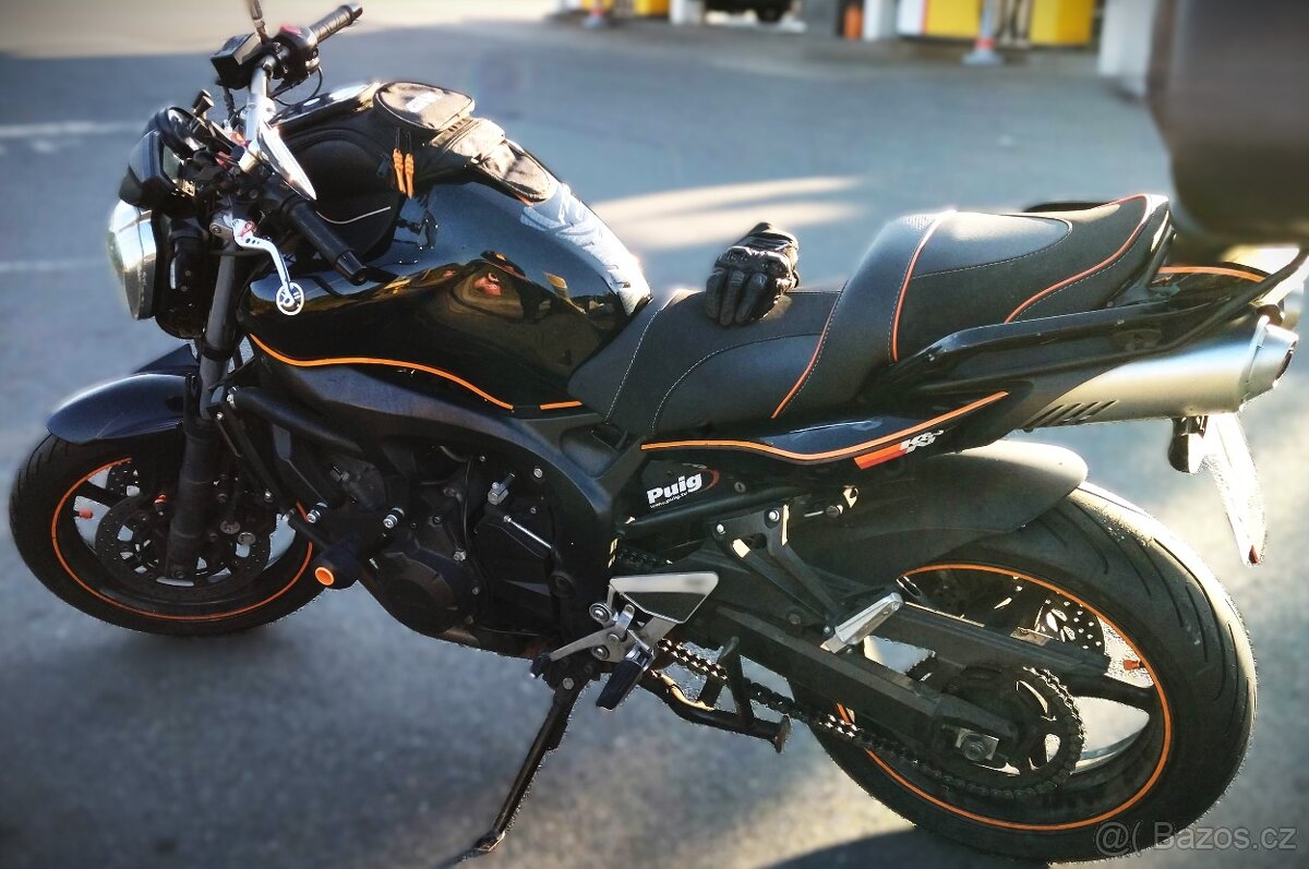 Yamaha FZ6 S2