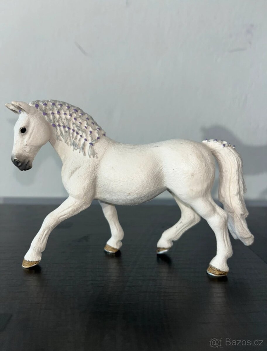 Schleich koně