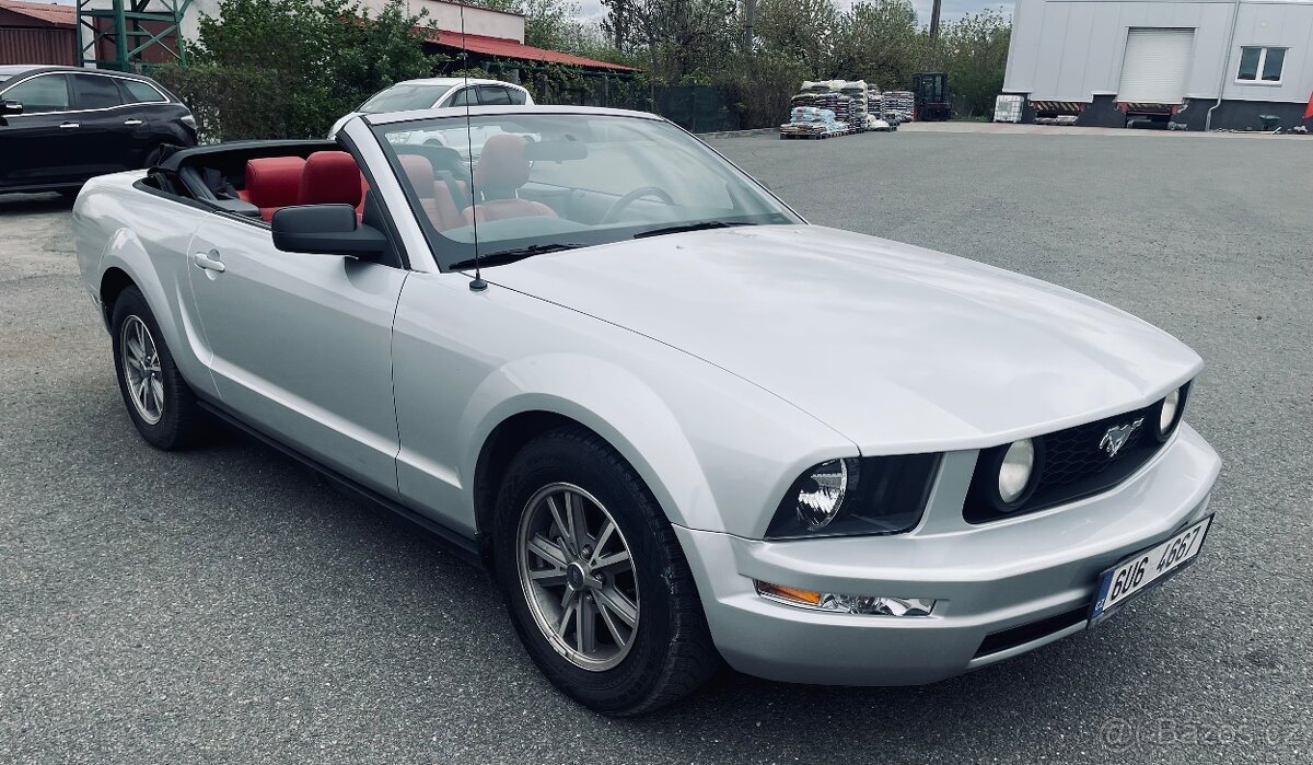 Mustang 4.0 V6 cabrio Manuál