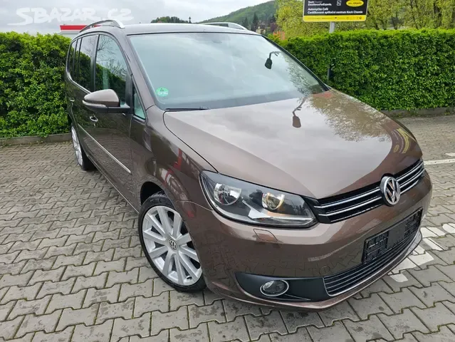 VW Touran 2.0 TDI 103W,1.Maj.159tis,Km,7.Míst,Highline,Tažné