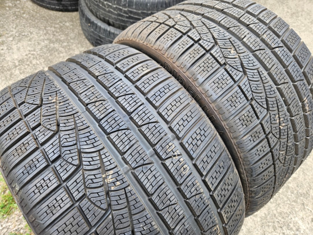 295/30R19 100V Pirelli SottoZero W240 serie II 2ks Nové