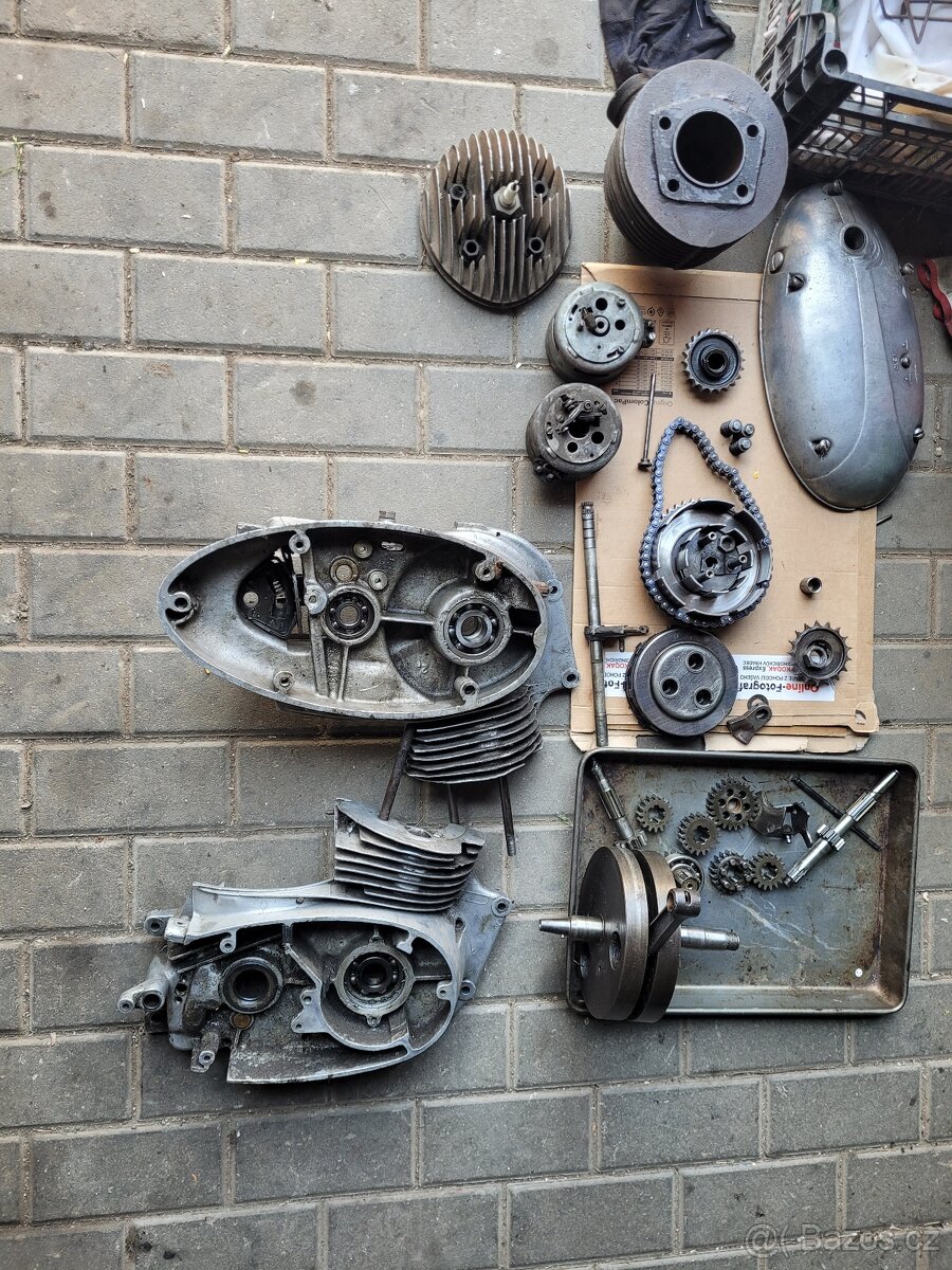 Motor jawa 250 typ 11 perak Janecek
