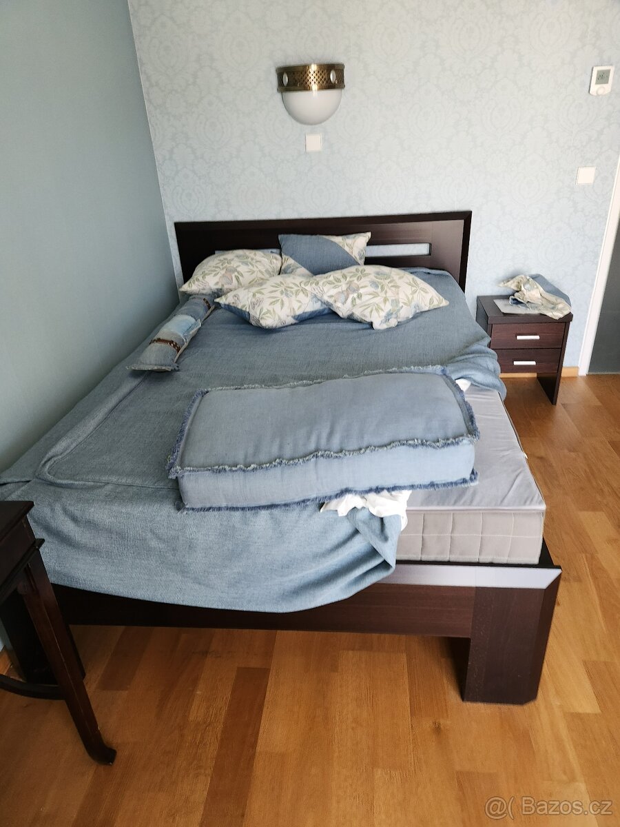 Postel 140x200 včetně matrace
