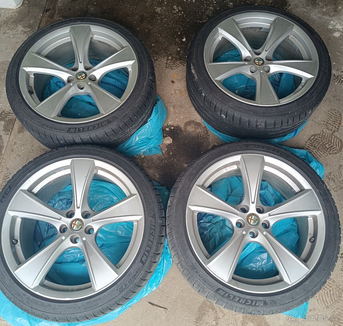 Alfa Romeo 18" ALU kola Blackline