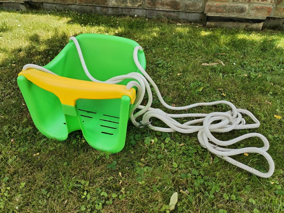 Houpačka rezervace do 12.6.