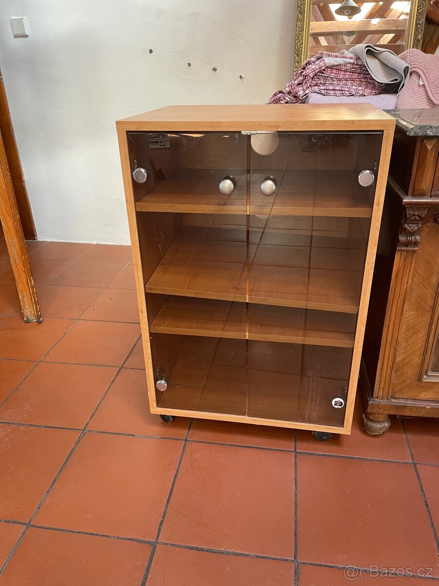 Skříňky za odvoz