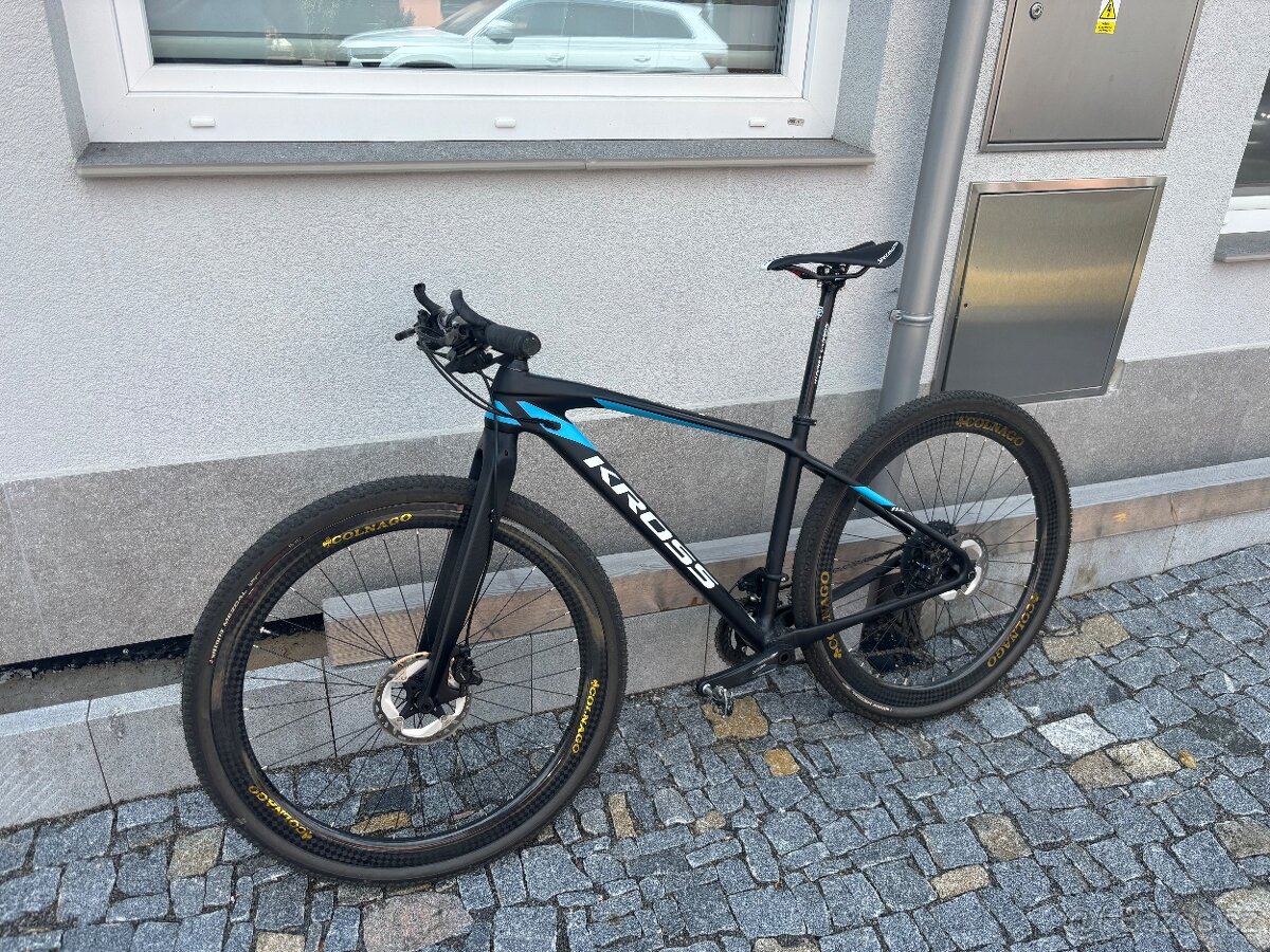 Karbonový bike-gravel 29" váha 9,3kg Kross