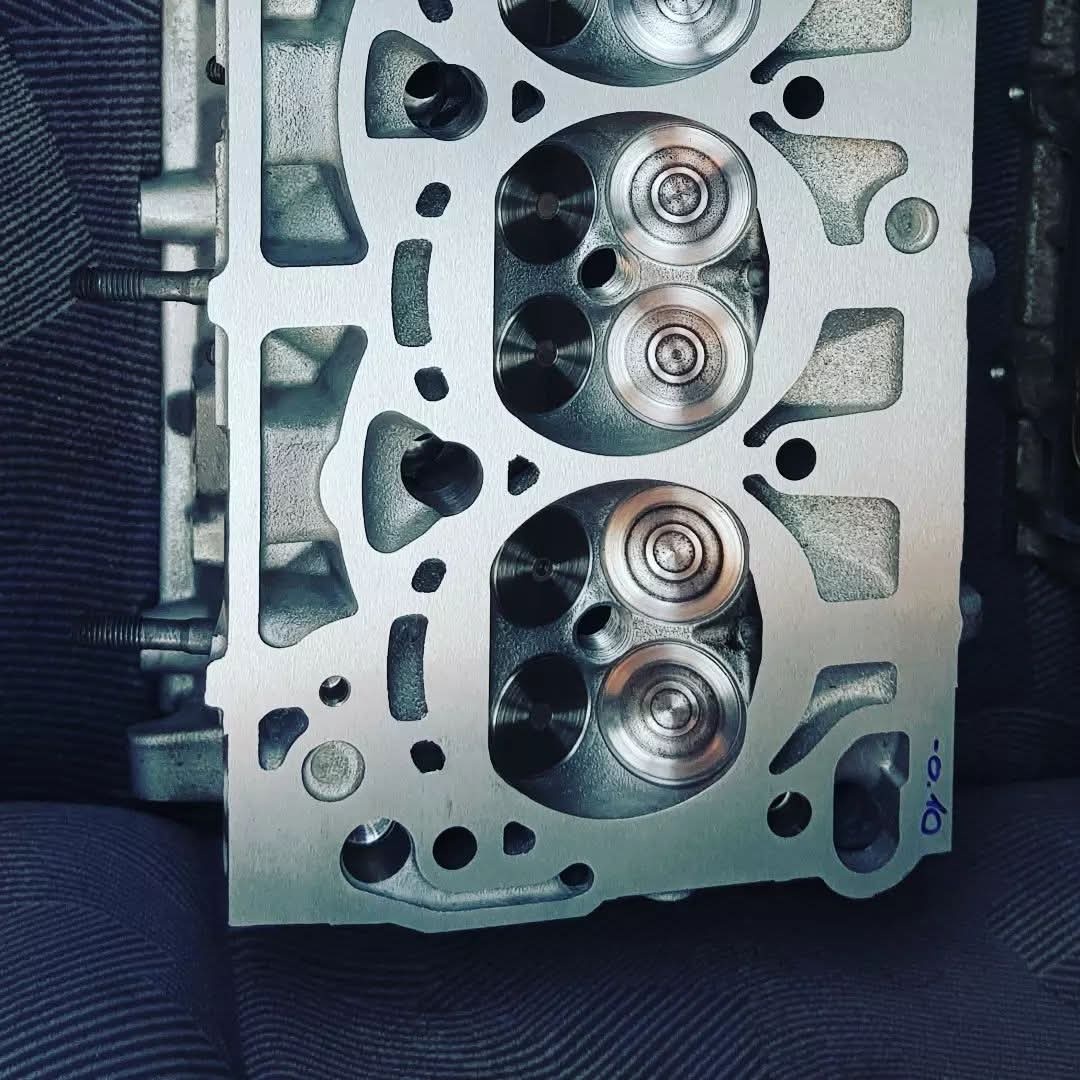 hlava 1.8 2.0TSI
