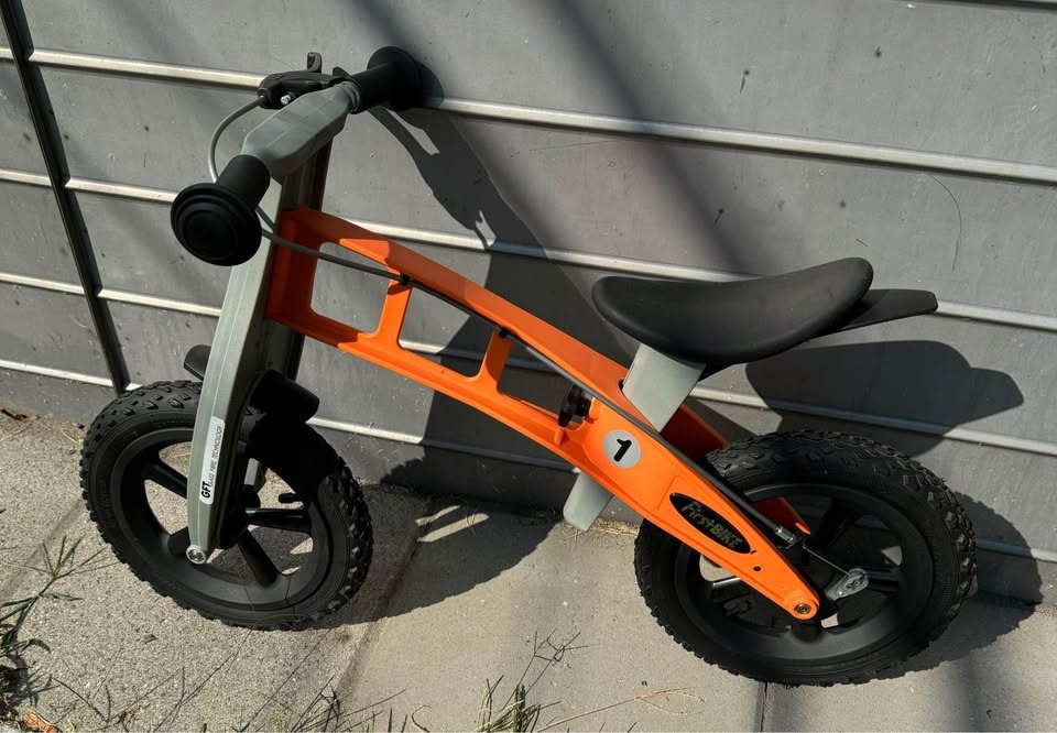 První kolo first bike CROSS oranžové