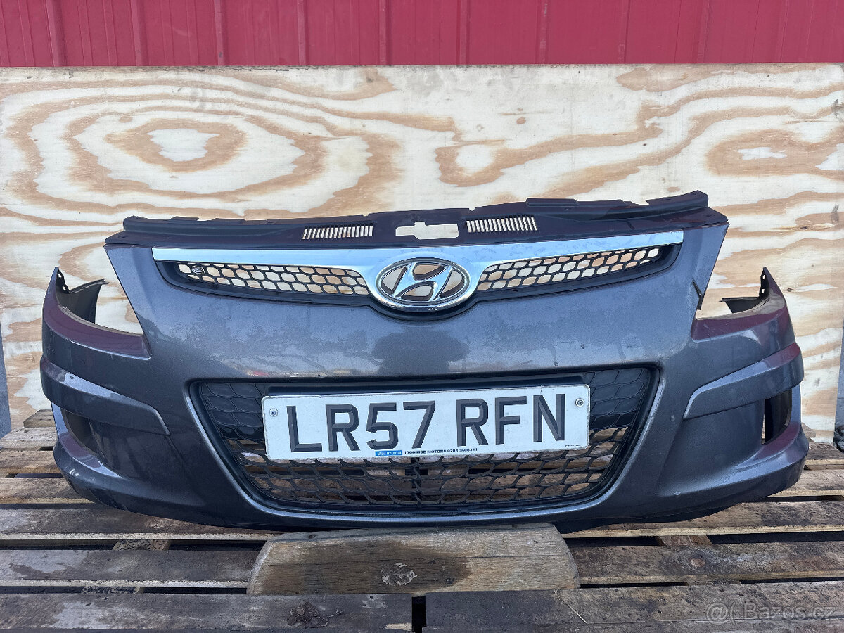 7. HYUNDAI I30 PRODÁM PŘEDNÍ NÁRAZNÍK