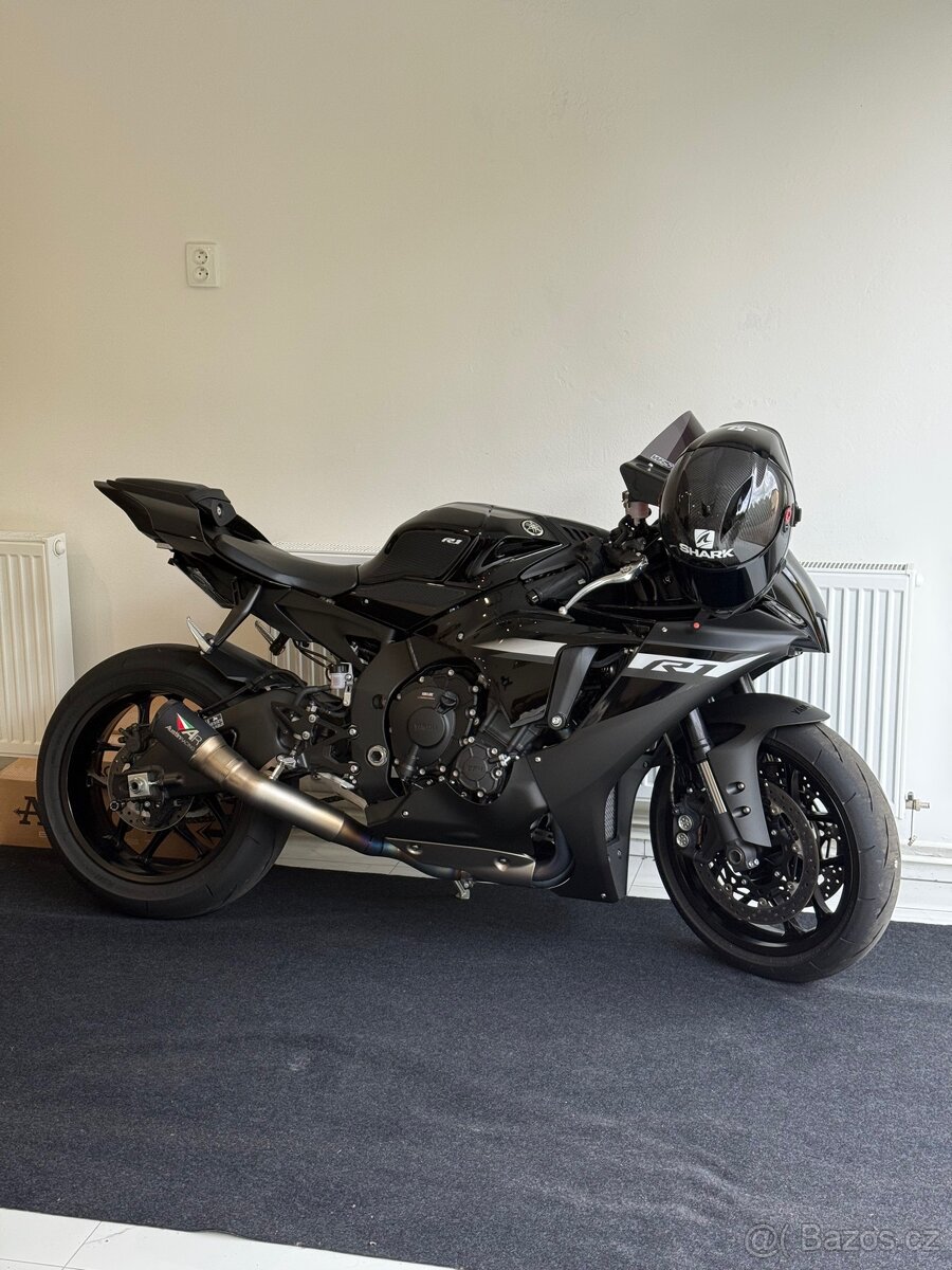 Yamaha YZF R1 2024