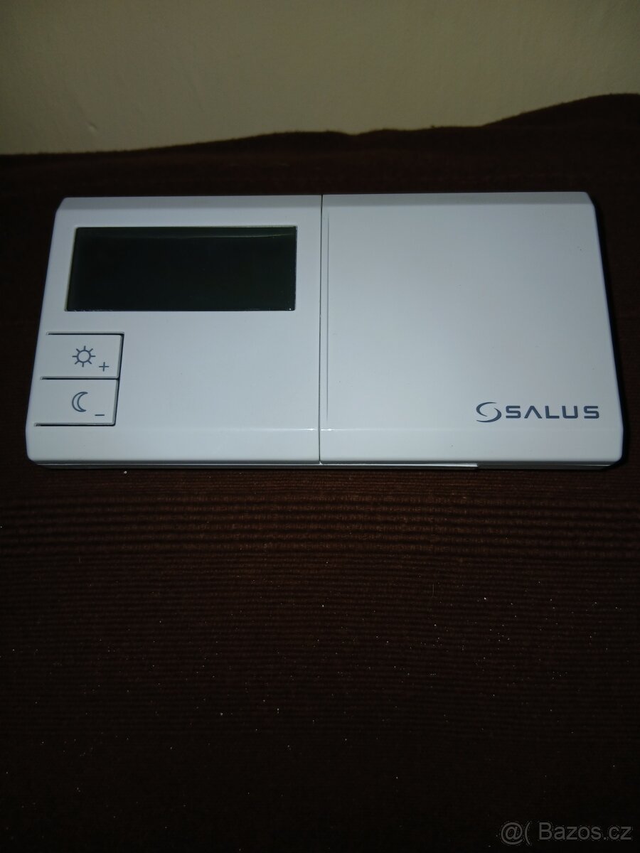 Prodám termostat Salus