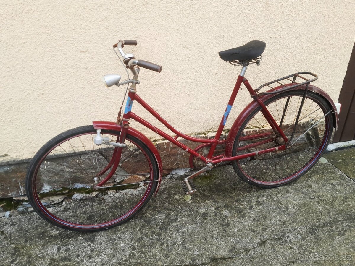 Retro kolo Stadion Continent