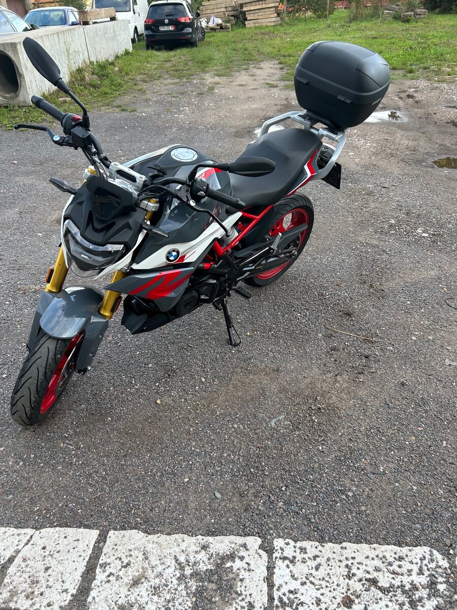 BMW G310r