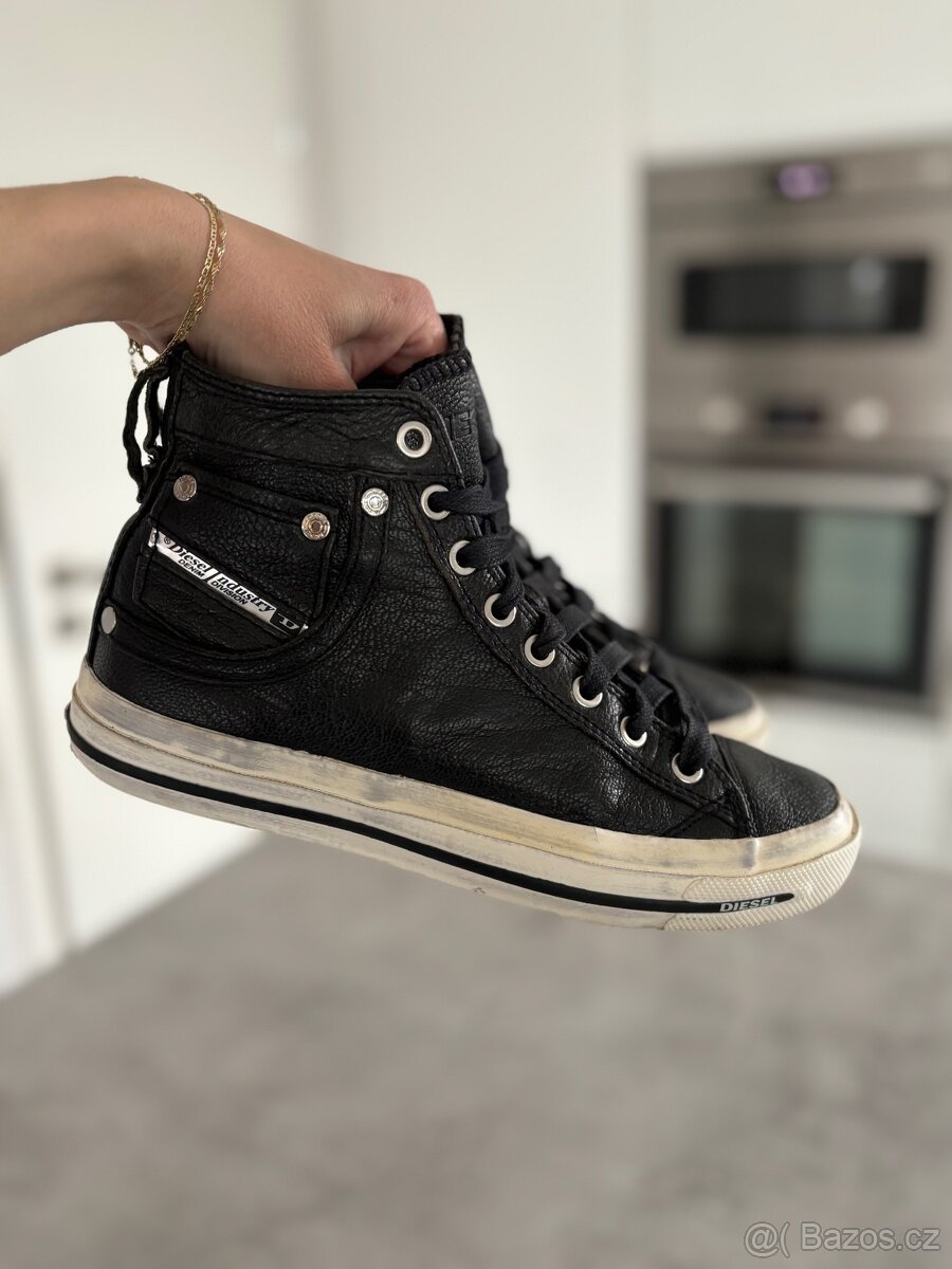 Diesel kotníčkové tenisky