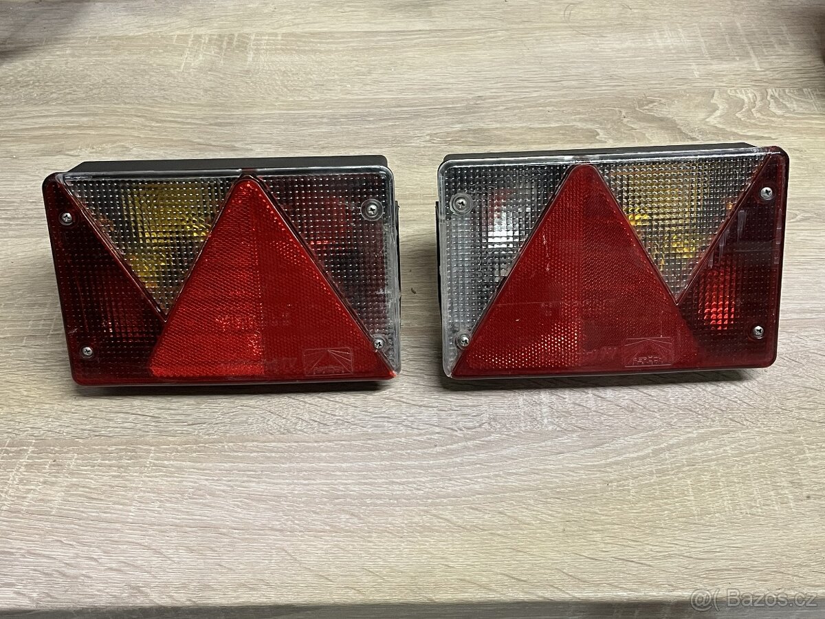 Světla na přívěsný vozík