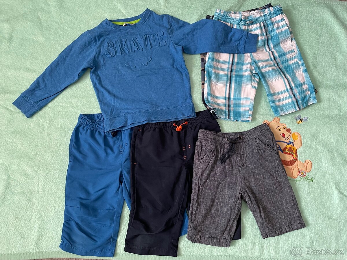 Kraťasy, mikina 104