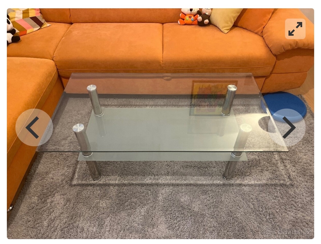 Skleněný konferenční stůl