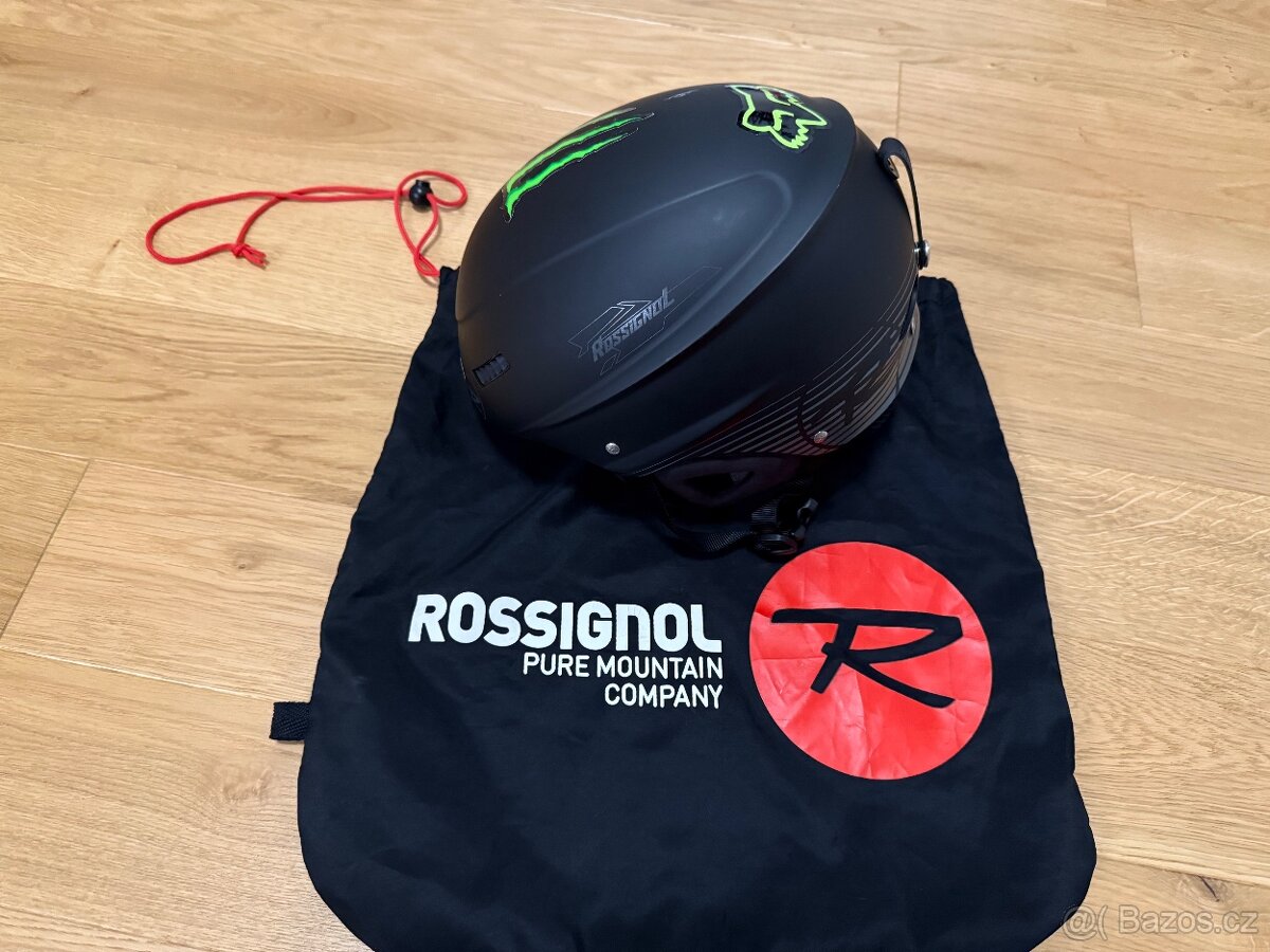 Lyžařská helma Rossignol