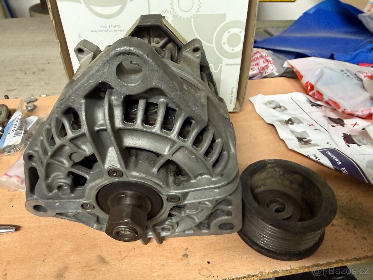 Alternátor Mercedes