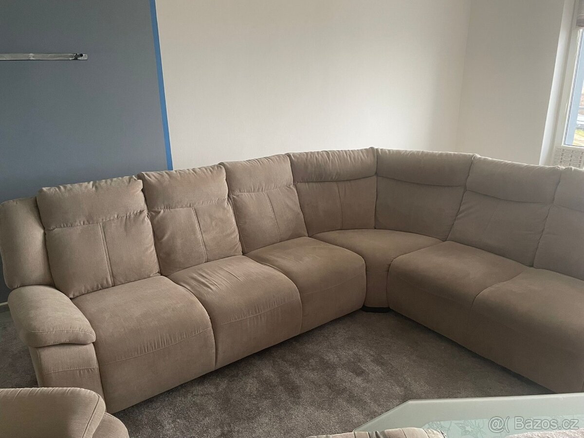 Prodám rohovou sedačku + křeslo