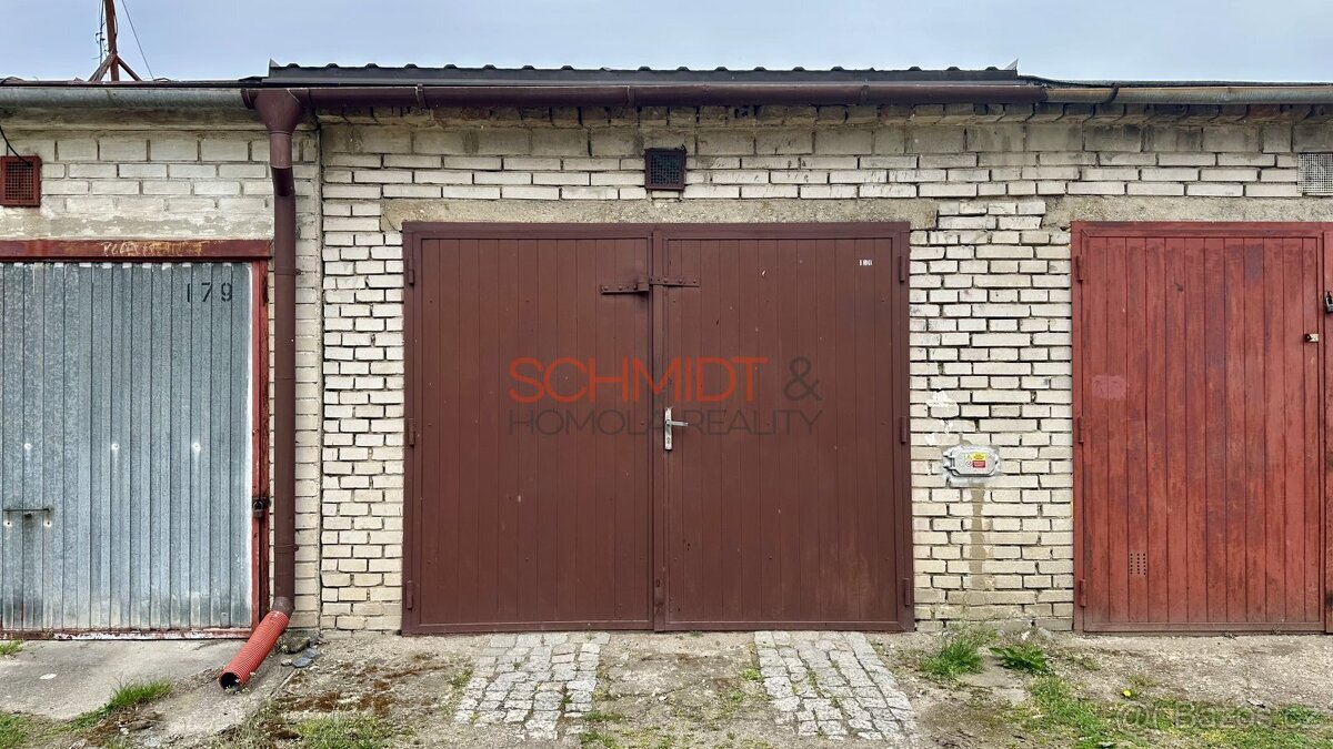 Prodej garáže 20 m², Břeclav