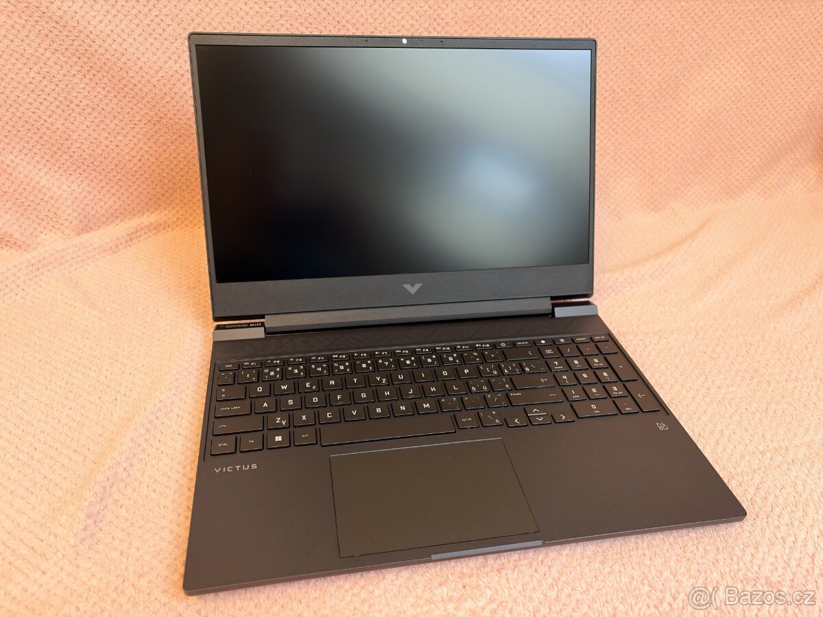 Herní notebook