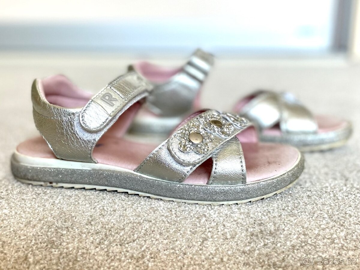 Dívčí elegantní sandály Richter - stříbrné v. 30