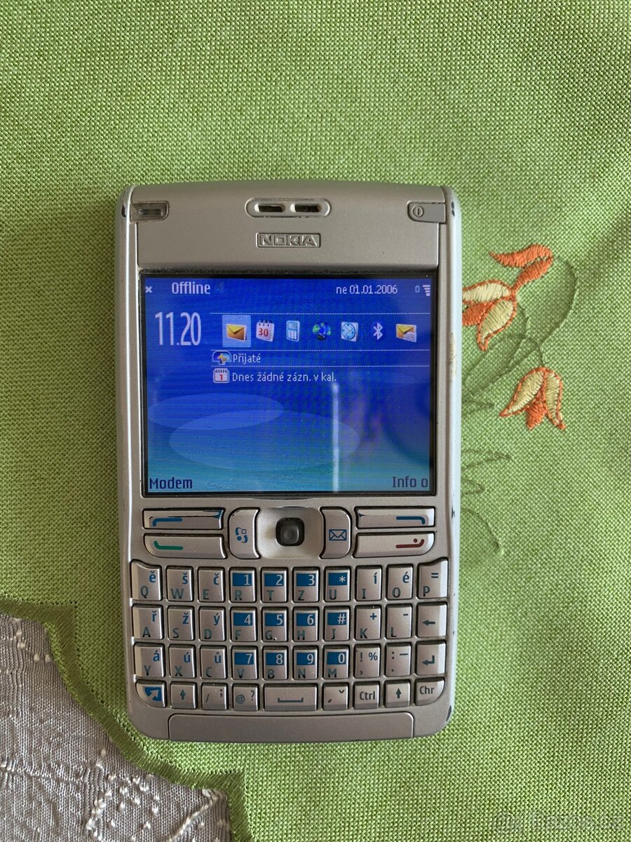 Nokia E61