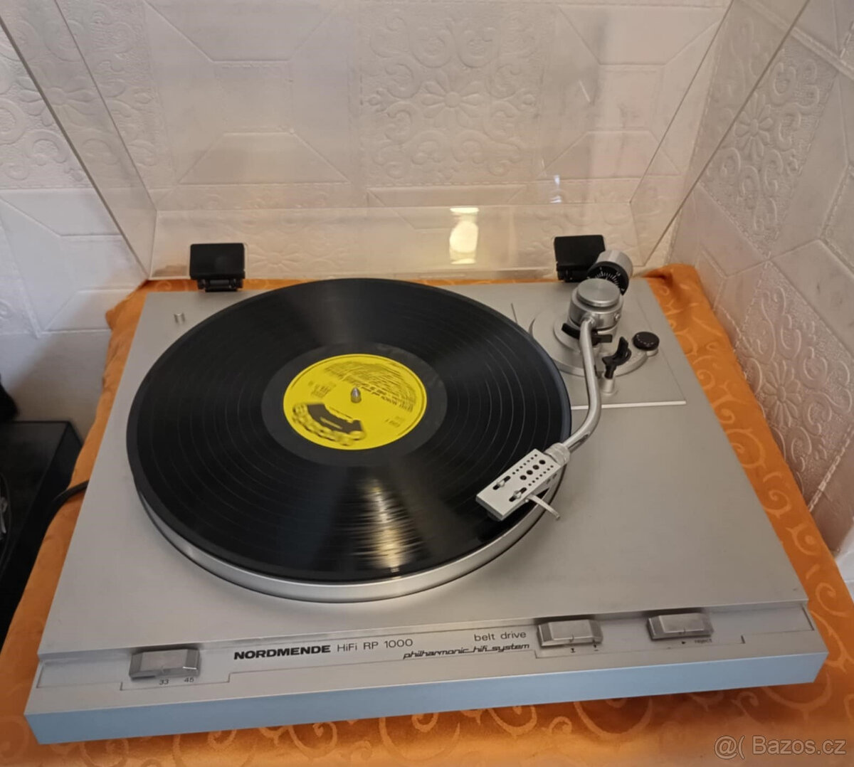 Prodám gramofon-NORDMENDE RP-1000