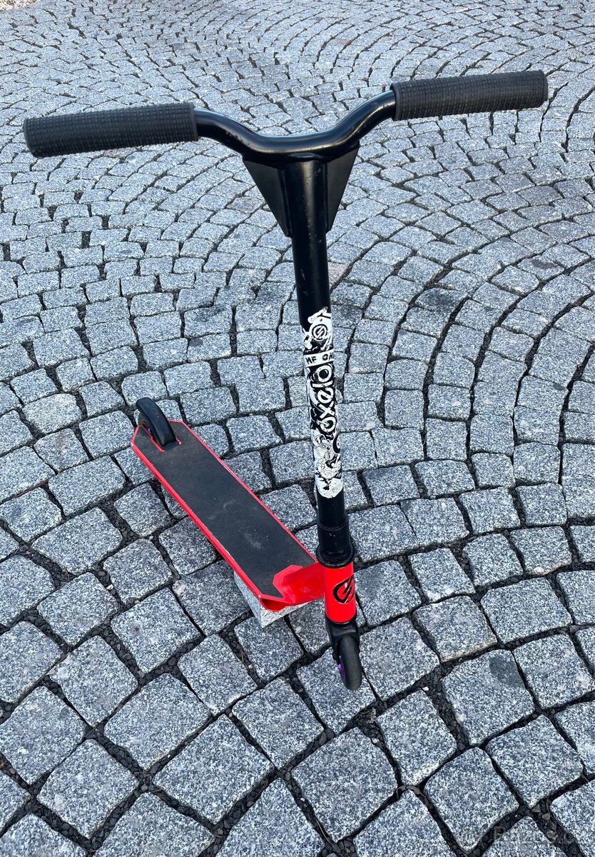 Dětská freestyle koloběžka OXELO