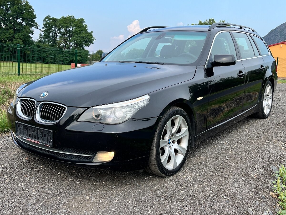 BMW E61 525D 145KW,2007,KŮŽE,XENON,ALU18,PANORAMA,TZ,BEZ RZI
