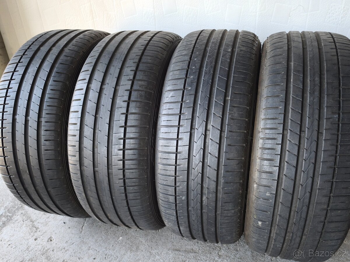 235/50 r19 + 255/45 r19 letní pneumatiky Falken