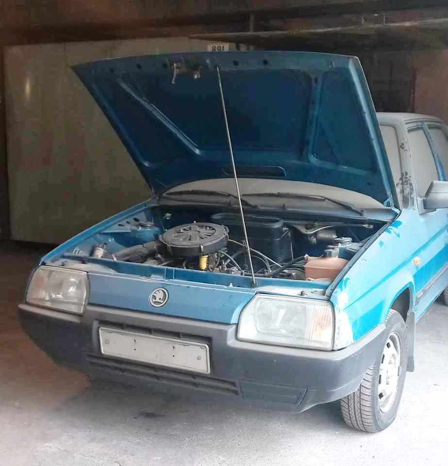 ŠKODA FAVORIT 135L