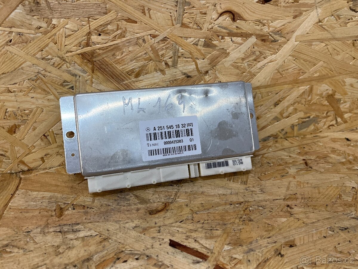 ŘÍDICÍ JEDNOTKA MERCEDES A2515451832