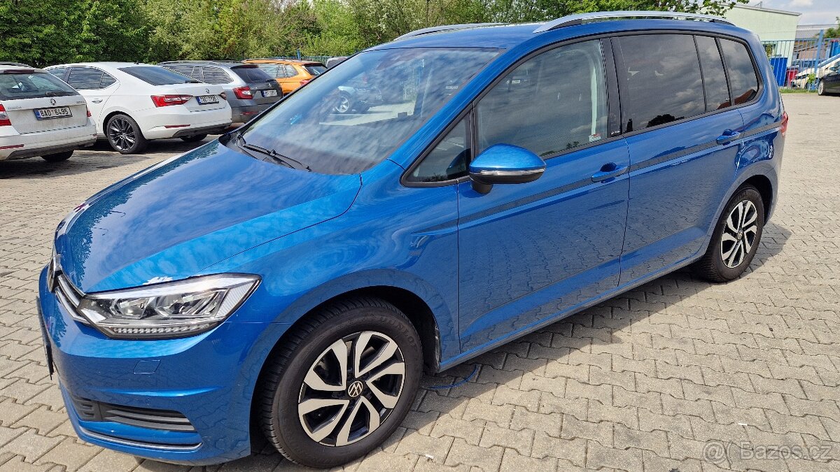 Prodám VW Touran, 2.0TDI, 7míst, DSG.