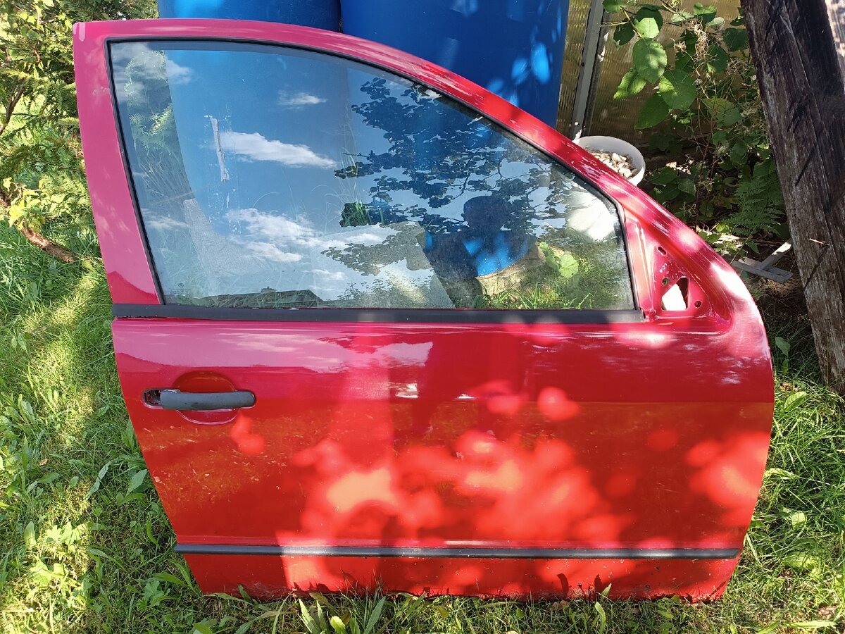Dveře škoda fabia 1 bez poškození