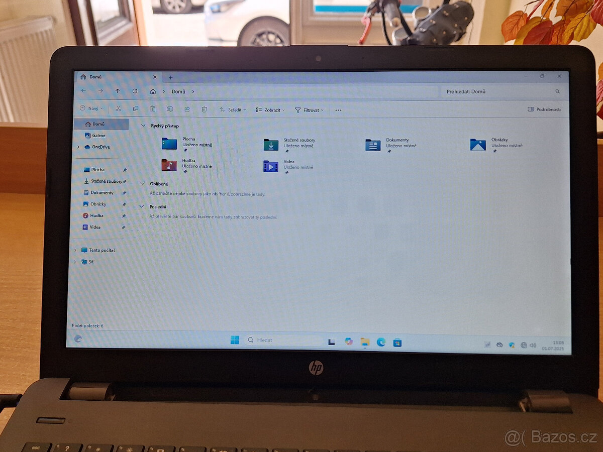 HP 250 G6 - funkční displej s vadou + celé víko