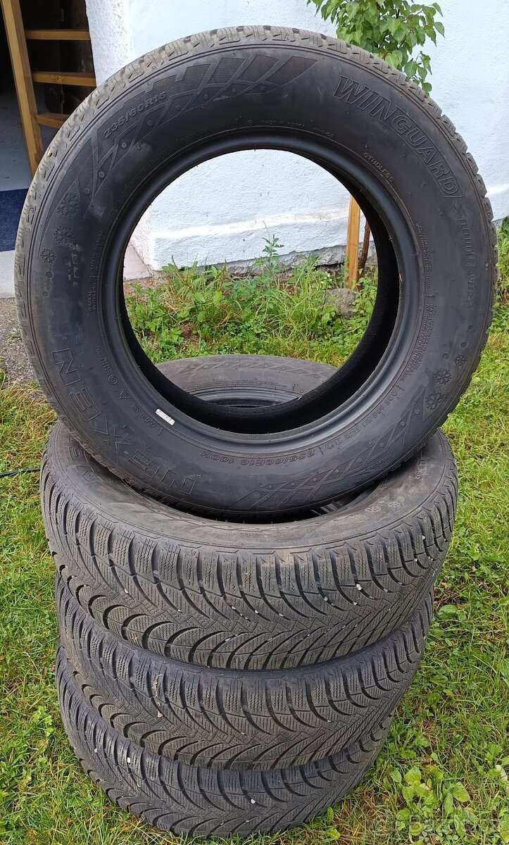 NEXEN Winguard 235/60/R16 100H zimní pneu