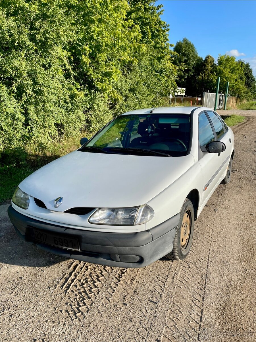 Renault Laguna 1,8 16V benzín