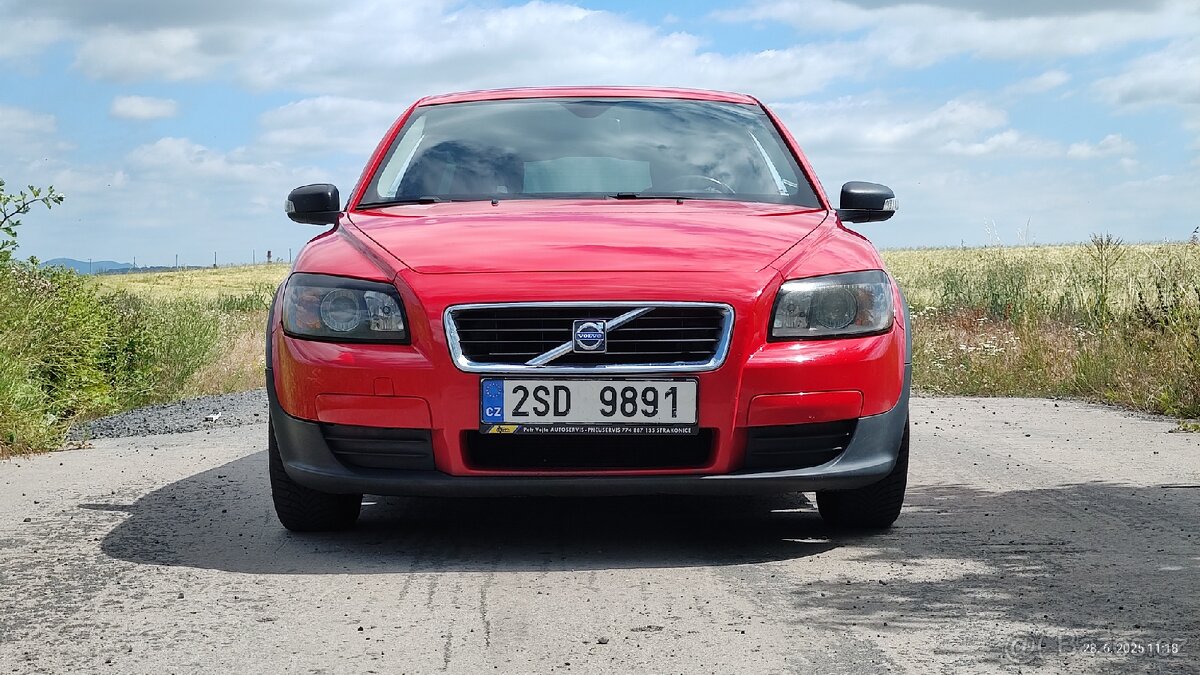 VOLVO C30