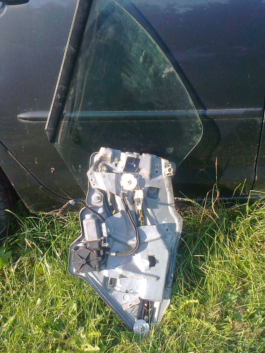 Peugeot 206,cc,cabrio,stahování okna,pravá,levá,zadní