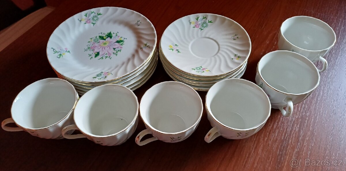 Porcelánový čajový servis