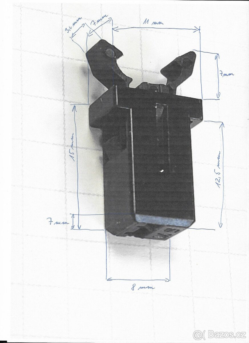 JAGUAR zámek víka schránky na brýle